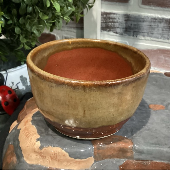 🟤 Beautifully hand crafted ceramic decor piece in extremely gently used - Picture 2 of 13